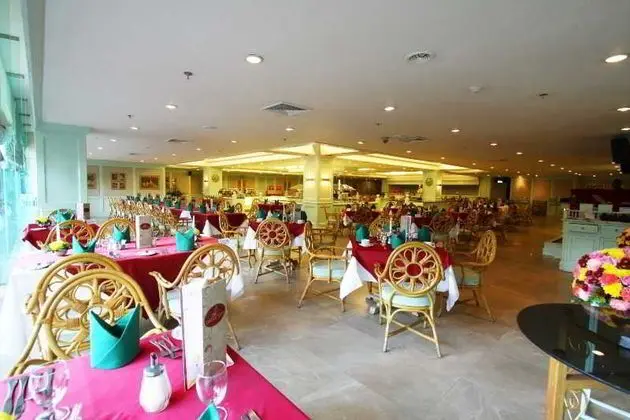 Empress Hotel Chiang Mai - Yeme / İçme
