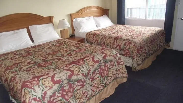 Empress Inn & Suites
