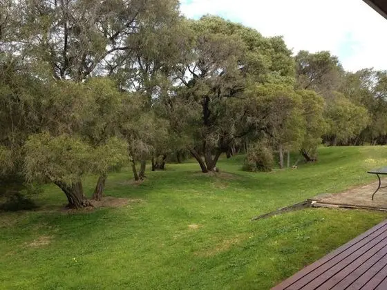 Emu Beach Chalets - Dış Mekan