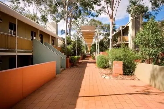 Emu Walk Apartments by Voyages