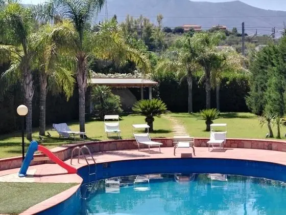 Villa Emy