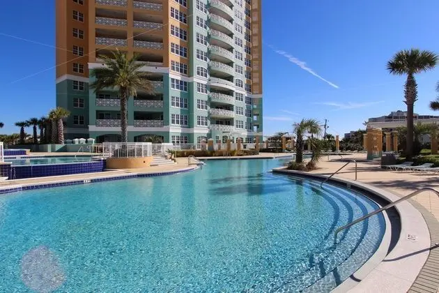 En Soleil #1522 West - Havuz