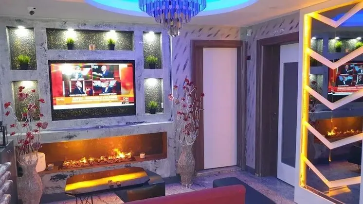 Enceladus Hotel - Lobi