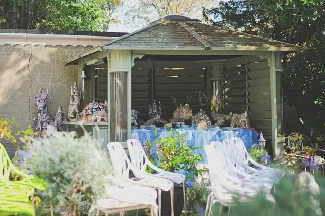 Enchanted Manor - Genel