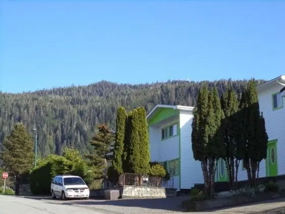 Enchanted Rainforest Guesthouse - Dış Mekan