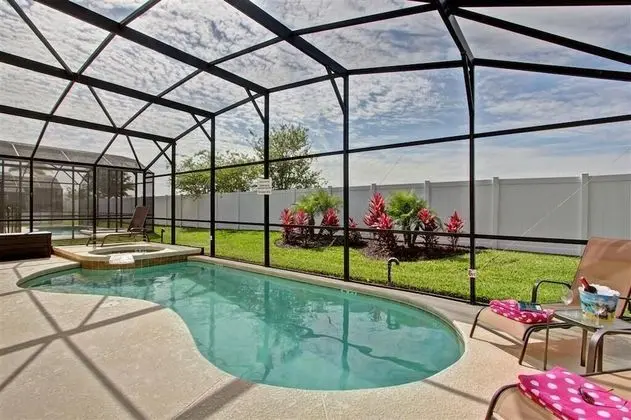 Enchanting Escape 5 Bedrooms - Havuz