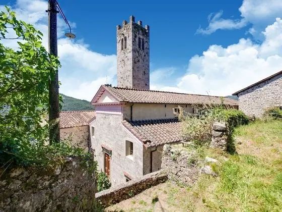 Enchanting Farmhouse in Bagni di Lucca With Private Garden - Dış Mekan