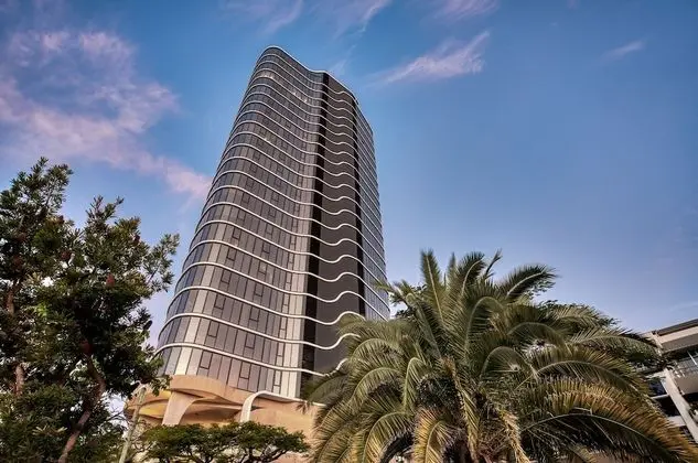 Encore Broadbeach