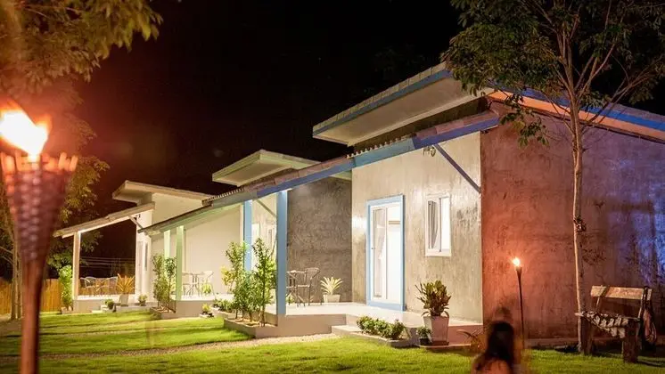 Enda Lanta Bungalows