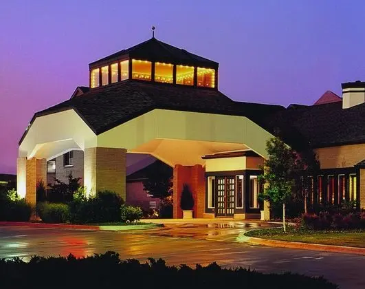 Endeavor Inn and Suites