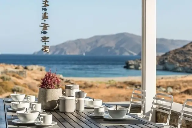 Eneos Kythnos Beach Villas - Yerinde Yemek