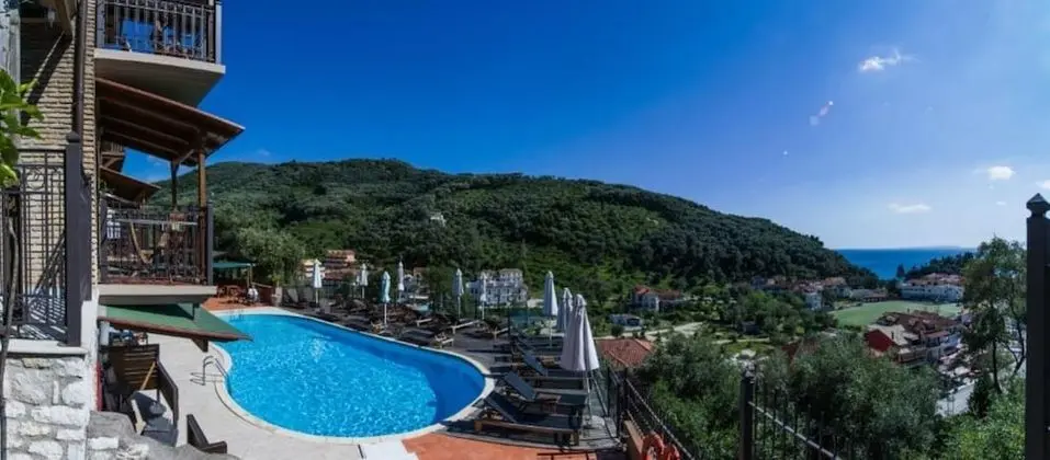 Enetiko Resort Hotel - Havuz