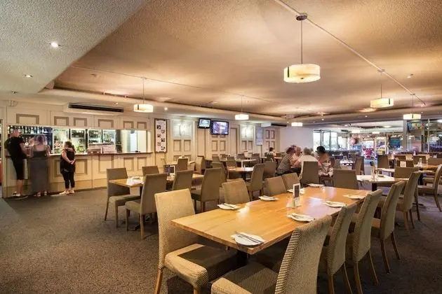 Enfield Hotel - Yerinde Yemek