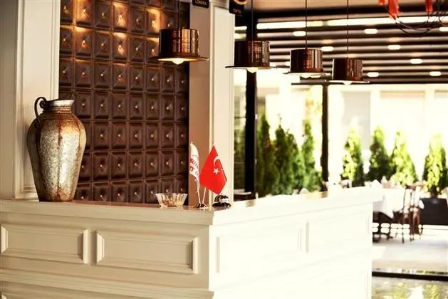 Enginyurt City Hotel - Lobi