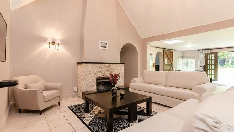 Englewold Manor Guest House - İç Mekan