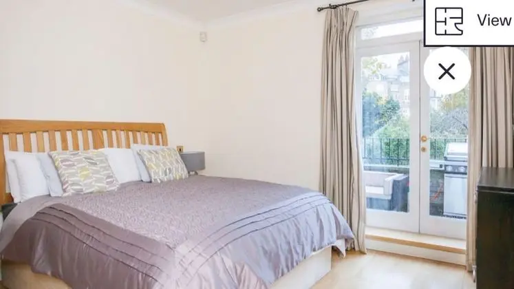 English Garden Apartment - Oda