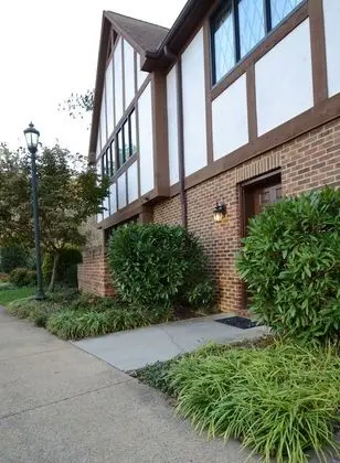 English Inn of Charlottesville - Dış Mekan