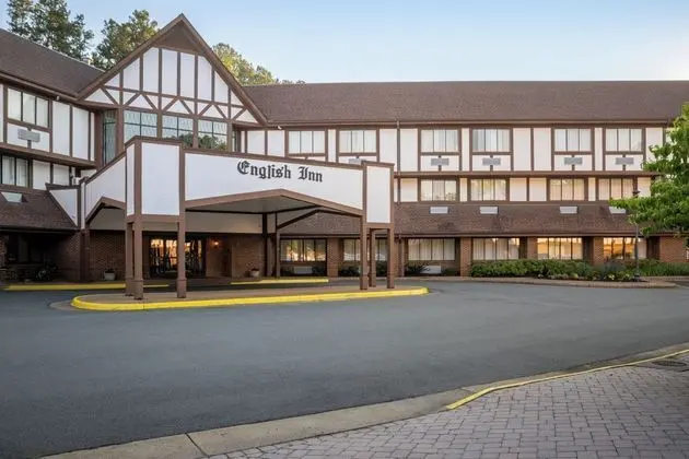 English Inn of Charlottesville - Dış Mekan