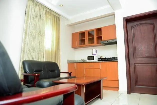 Enjoy the Amenities Offered by This Standard Suite - İç Mekan