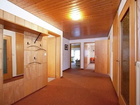 Enjoy the Gorgeous Panoramic View From Your Bright and Spacious Holiday Home - İç Mekan