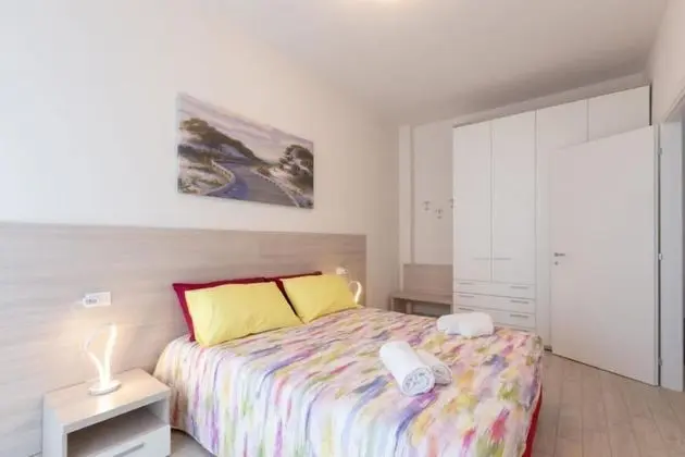 Enjoy - Shortholidays