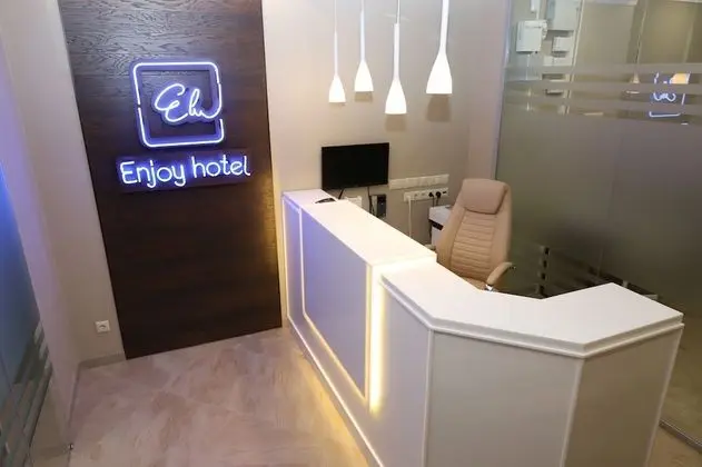 Enjoy Hotel Spb - Lobi