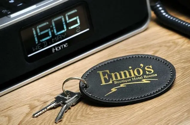Ennios Boutique Hotel Rooms - İç Mekan