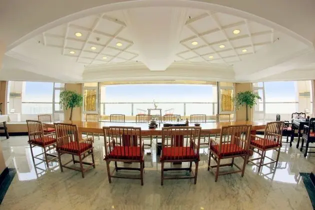 Enrichee Gloria Plaza Hotel Qingdao - Yerinde Yemek