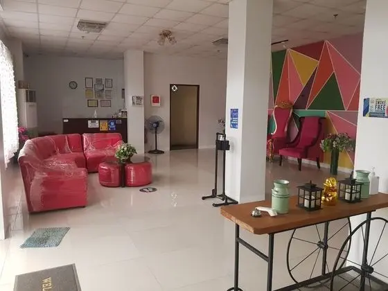 Enriquez Hotel - Lobi