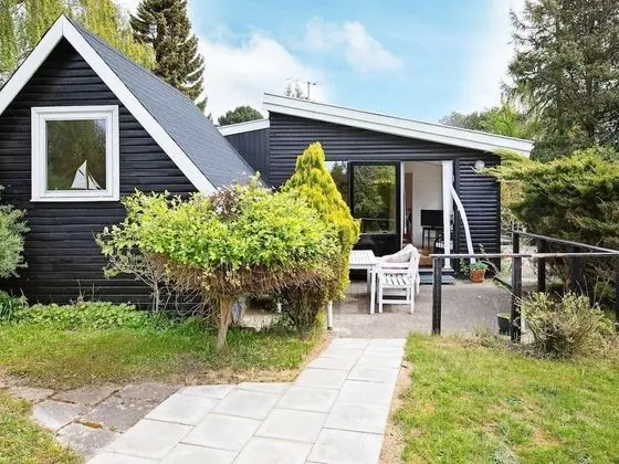 Enticing Holiday Home in Føllenslev With Barbecue