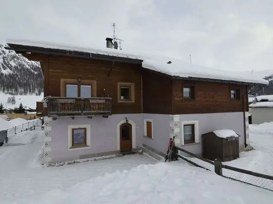 Enticing Holiday Home in Livigno near Ski Area - Dış Mekan