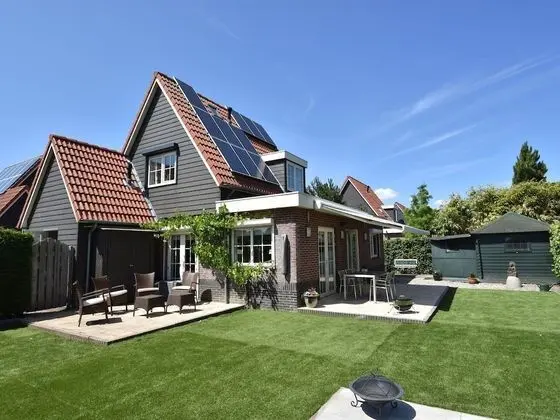Enticing Holiday Home in Oude With Garden