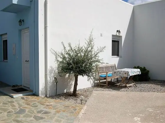 Enticing Villa in Loutra with Private Pool & Garden near Beach - Dış Mekan