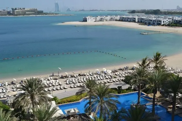 Entire 1 Bedroom Apartment in the Prestigious Palk Jumeirah - NBT - Plaj