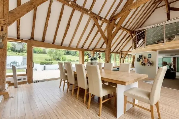 Entire Luxury Home and Garden Canterbury - Oda Düzeni