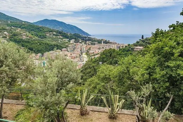 Entire Villa With Pool in Recco Cinque Terre No001