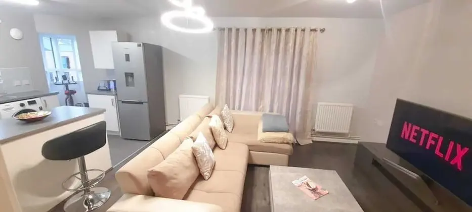 Entired Apartment Near Manchester City Centre, M15