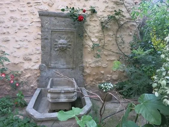 Entre vignes et dentelles - Öne Çıkan Resim