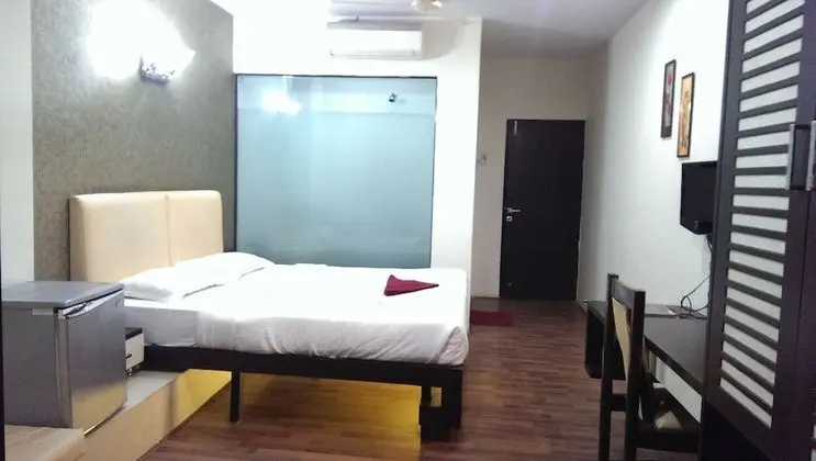 Hotel Enzo International