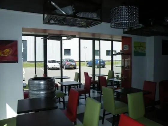Enzo Hotels Mulhouse Sud Morschwiller By Kyriad Direct - Yerinde Yemek