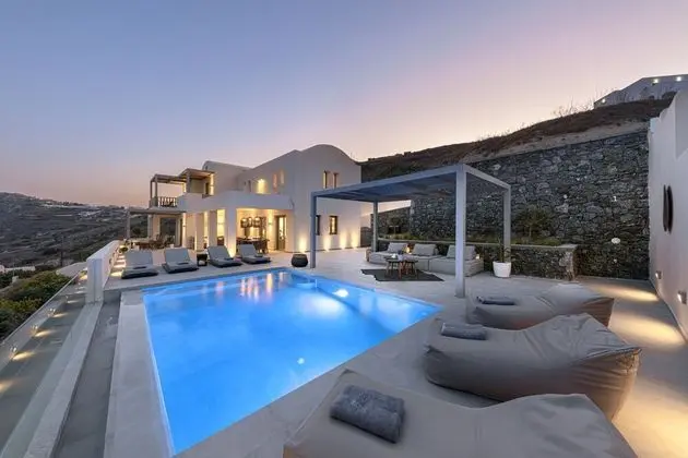 Eolia Luxury Villas