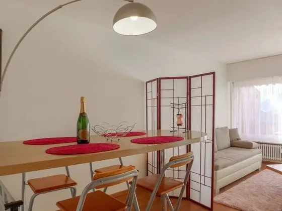 Eperon Lens in Lens With 1 Bedrooms and 1 5 Bathrooms - Öne Çıkan Resim