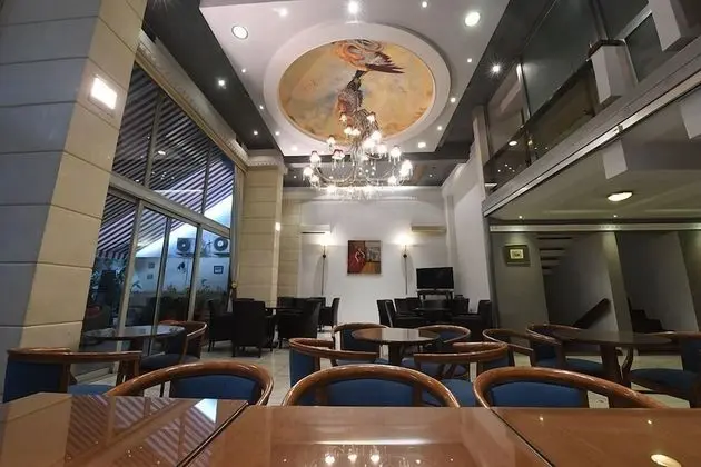 Ephira Hotel - Lobi