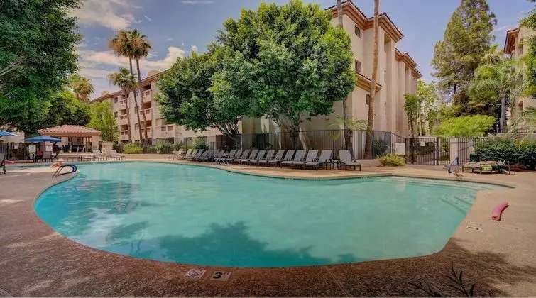 Epic Biltmore 103 - Havuz