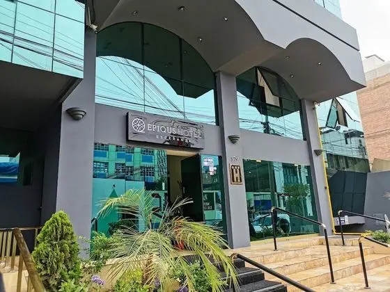 EPIQUS HOTEL