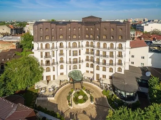 Epoque Hotel
