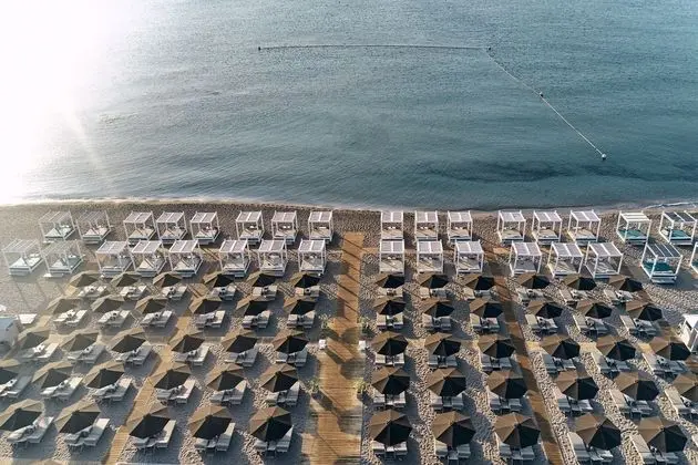 Epsilon Hotel Apartments - Plaj
