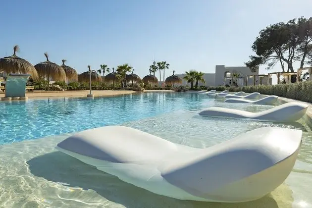 Eques Petit Resort