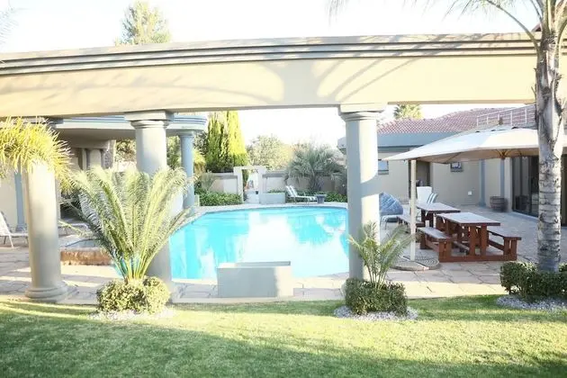 Equestrian Royal Boutique Hotel & Spa - Dış Mekan