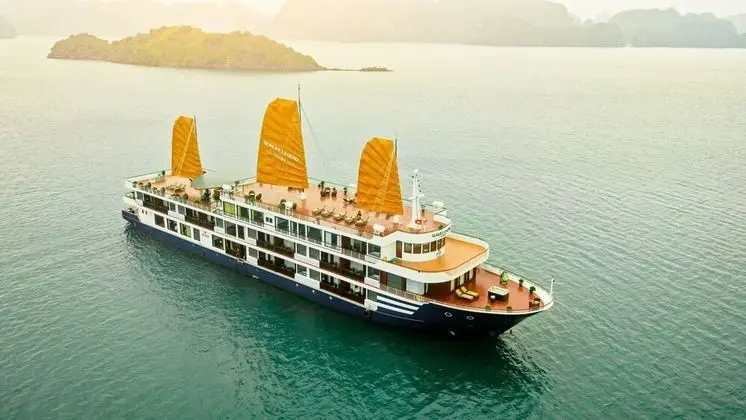 ERINA CRUISE